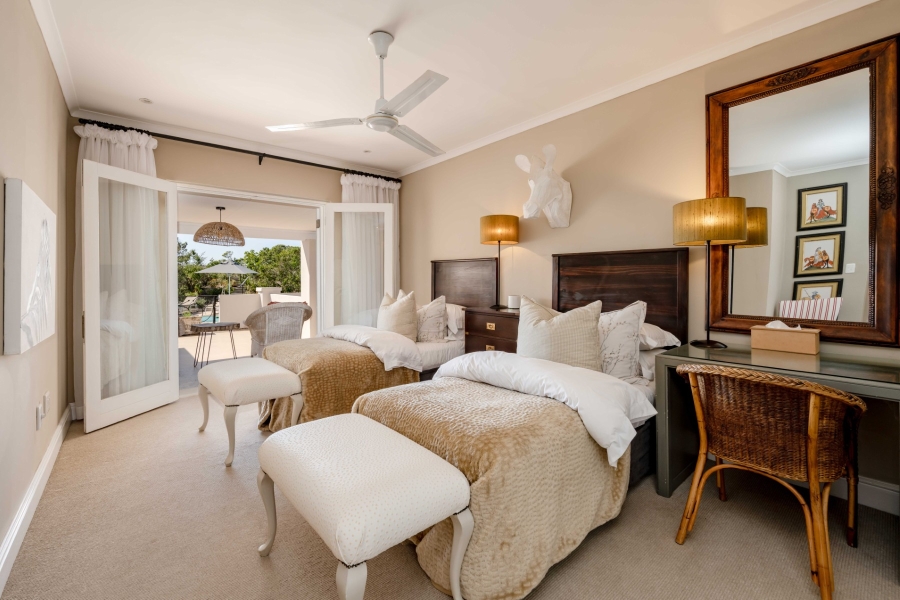 7 Bedroom Property for Sale in Goose Valley Western Cape